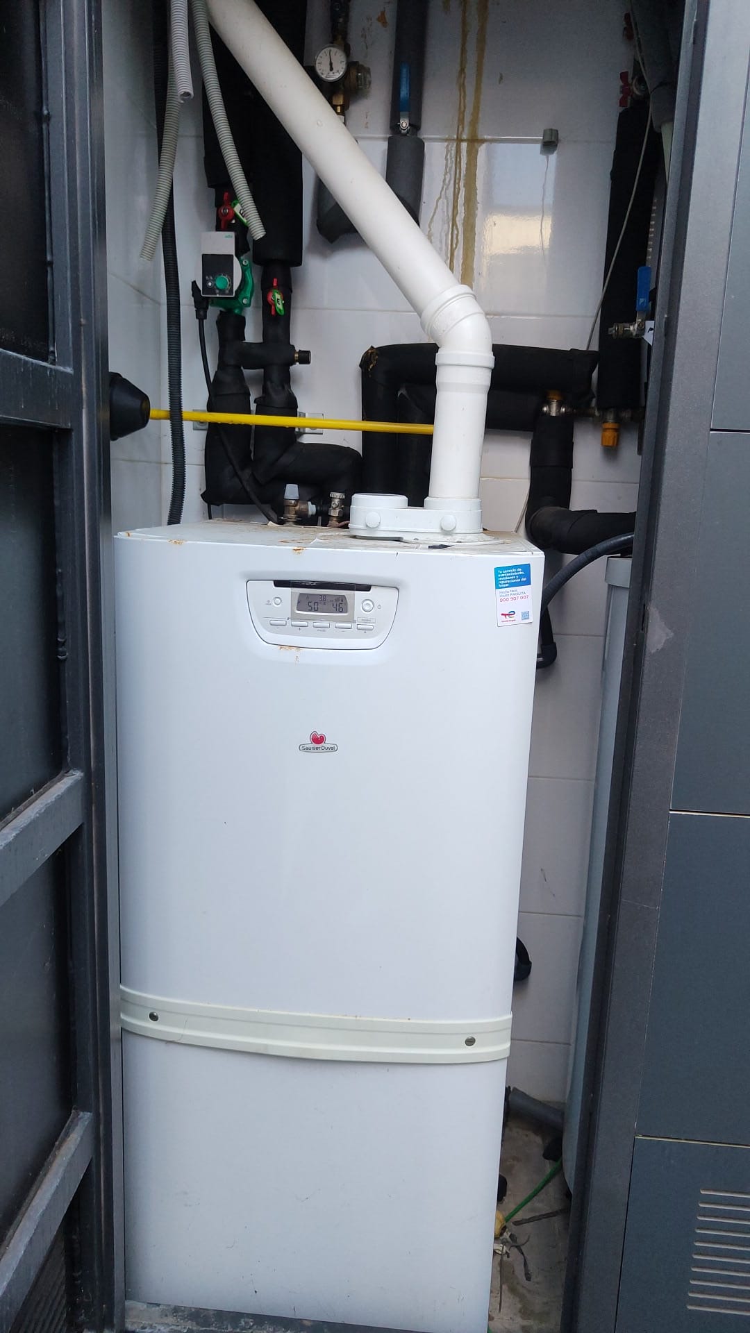 Servicio de cambio y sustitución urgente de termos eléctricos por SAT-FRIOYCALOR